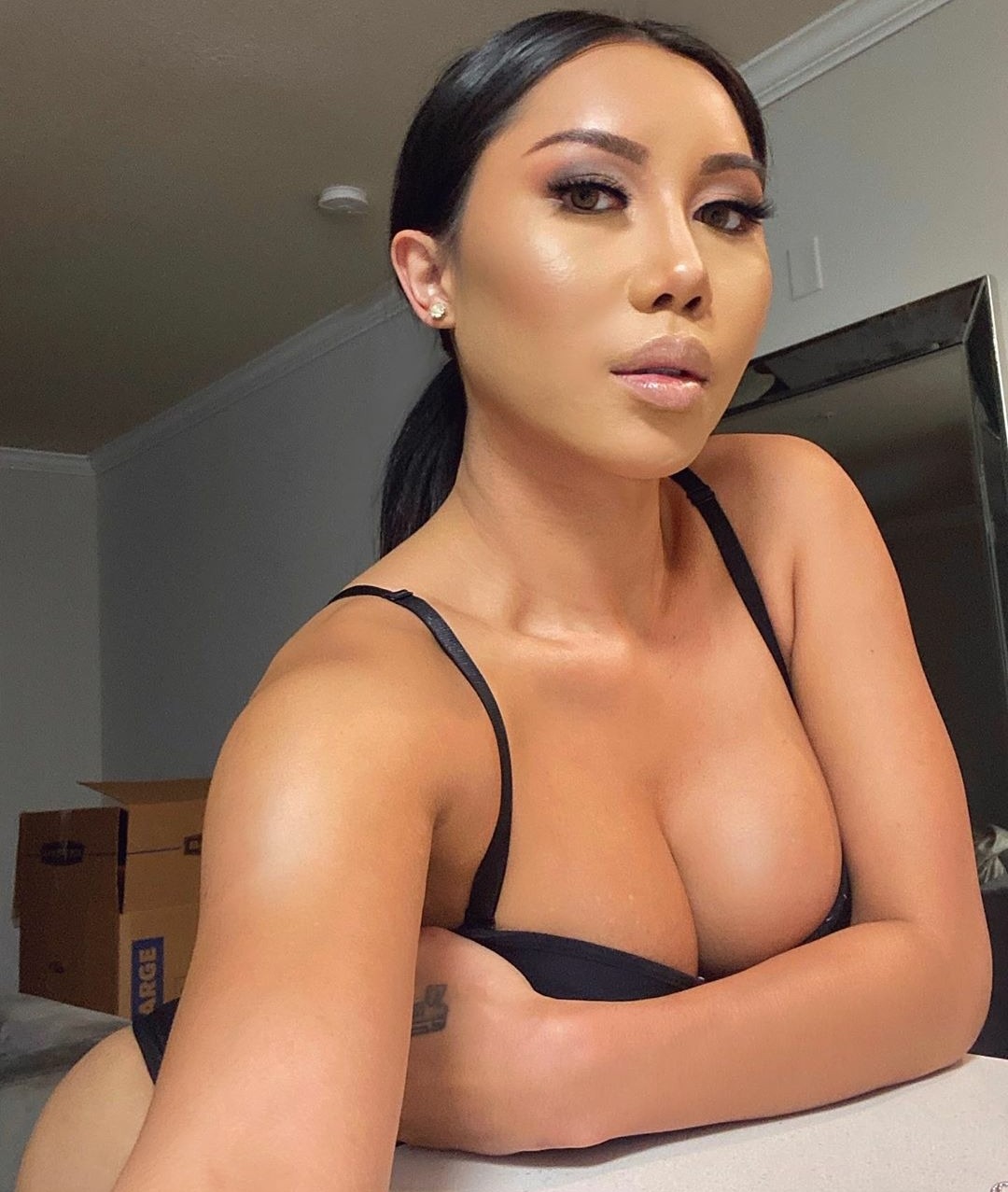 Foreplay Done Right; Getting Her Horny & Bothered